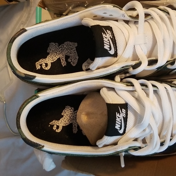 SOLD - Picture 4 of 8